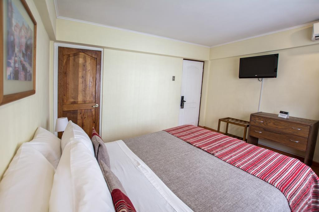 Hotel Dacarlo Santiago Rom bilde