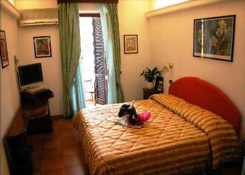Hotel Dacarlo Santiago Eksteriør bilde